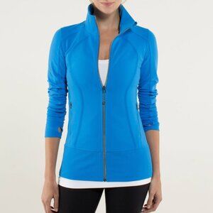 Lululemon Nice Asana Jacket Cornflower (?) or Pipe Dream Blue Size 6
